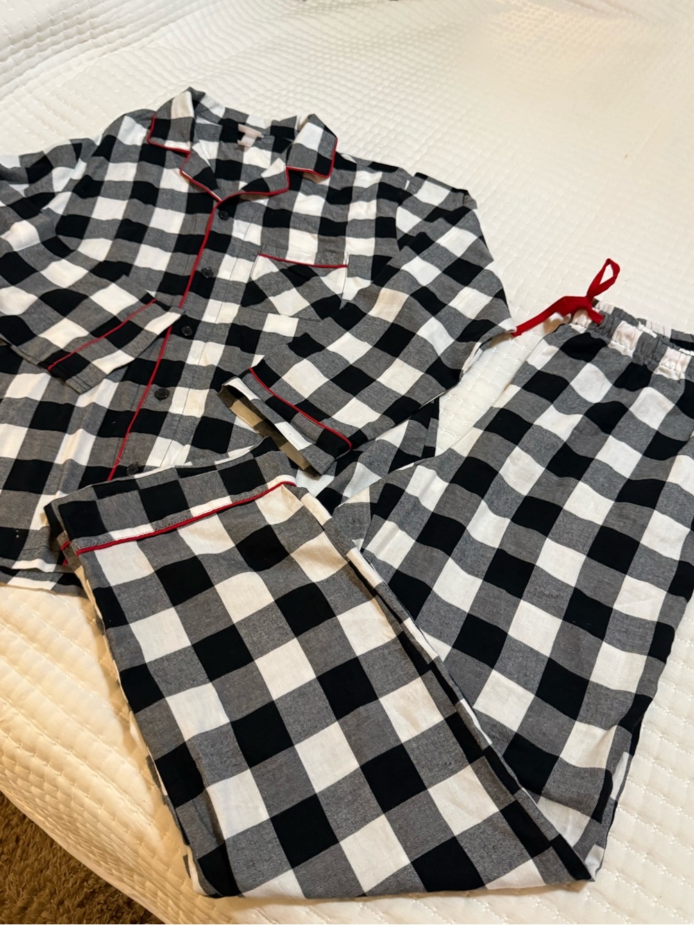 Wondershop Black & White Buffalo Plaid Mens Pajama Set with Red Trim Sz Large